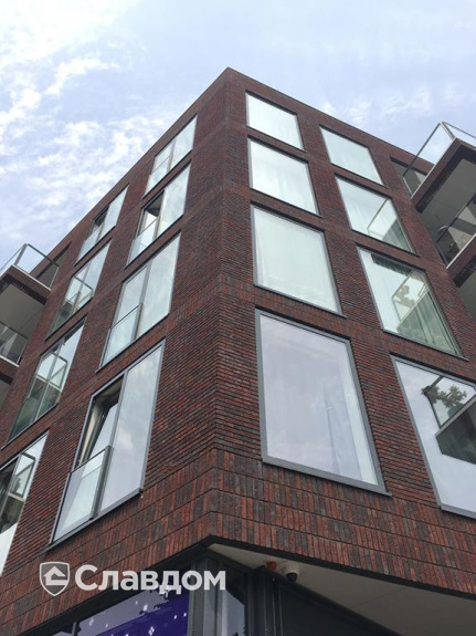 Малоэтажный жилой дом с облицовкой кирпичом Terca Avior