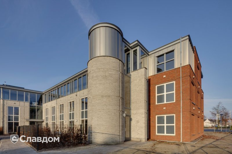 Детский комплекс ORO в Хелмонде с применением кирпича Terca Nedsted