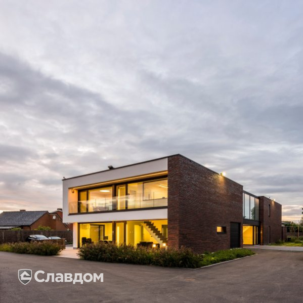 Частный дом в Эдегеме с облицовкой кирпичом Terca Wasserstrich Special E1