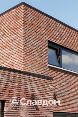 Частный дом в Сен-Гилене с облицовкой кирпичом Terca Paarsblauw