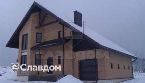 Частный коттедж с применением черепицы BRAAS Франкфуртская темно-коричневая