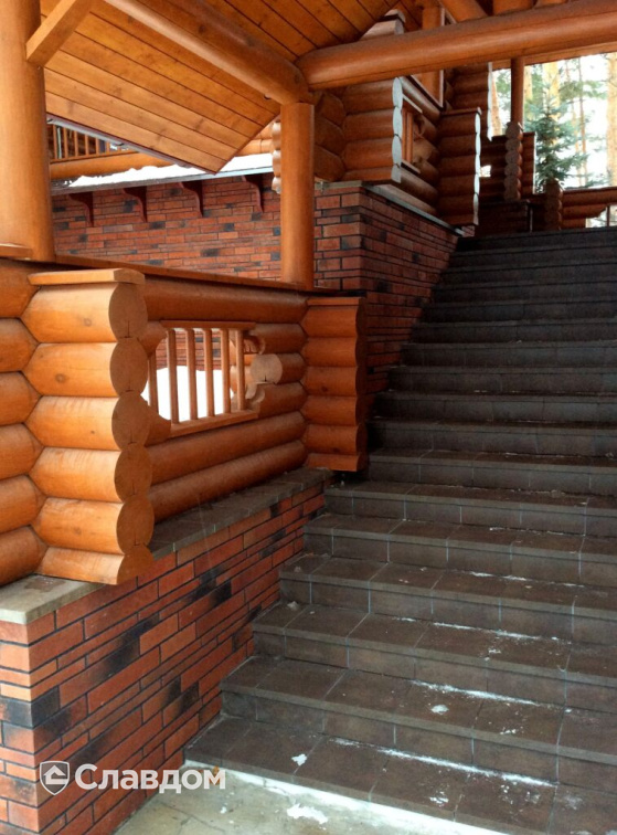 Частный дом с облицовкой фасадной плиткой Stroeher Zeitlos 353 eisenrost