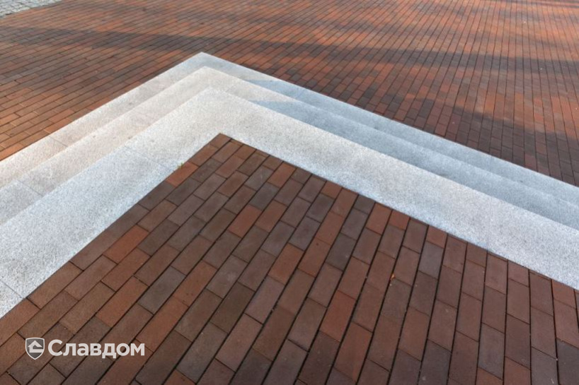 Сквер с применением брусчатки Penter Baltic Klinker Pavers Nuance