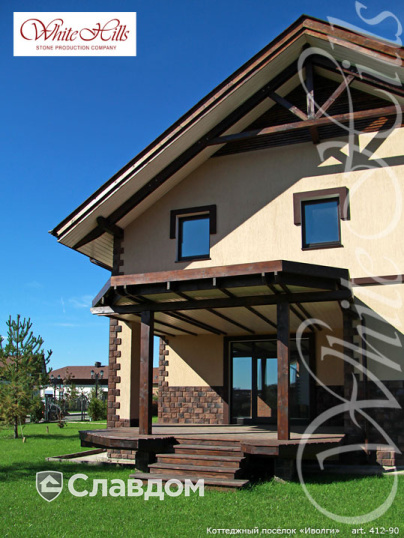 Коттеджный поселок "Иволга" с использованием облицовочного камня White Hills Шинон 412-90