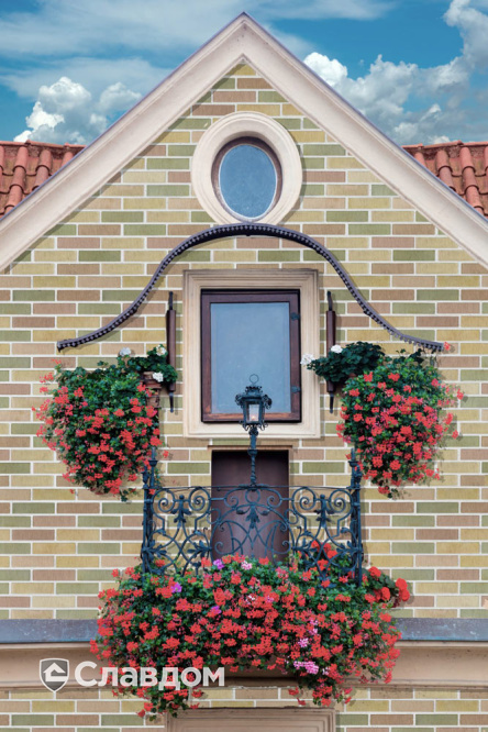 Частный дом с использованием облицовочного кирпича Lode Asa Austra 11.333700L