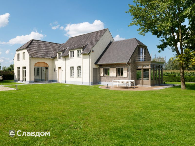 Коттедж с облицовкой кирпичом Terca Duifwit