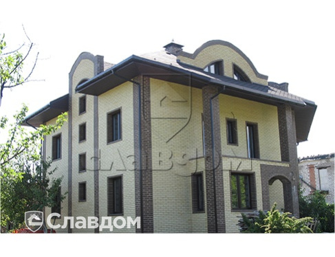 Частный коттедж с облицовкой Terca Terra и Safari