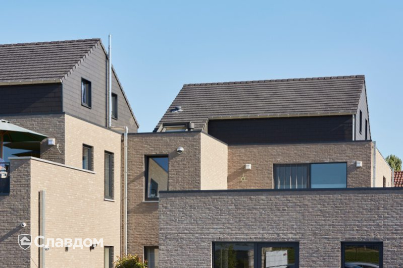 Частный дом с облицовкой кирпичом Terca Cromo