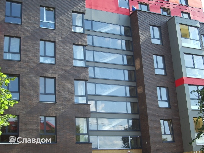 Жилой комплекс с облицовкой кирпичом Terca Terra гладкий