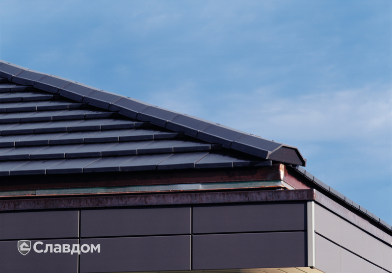 Частный одноэтажный дом с крышей из черепицы Creaton Domino Schieferton Engobiert