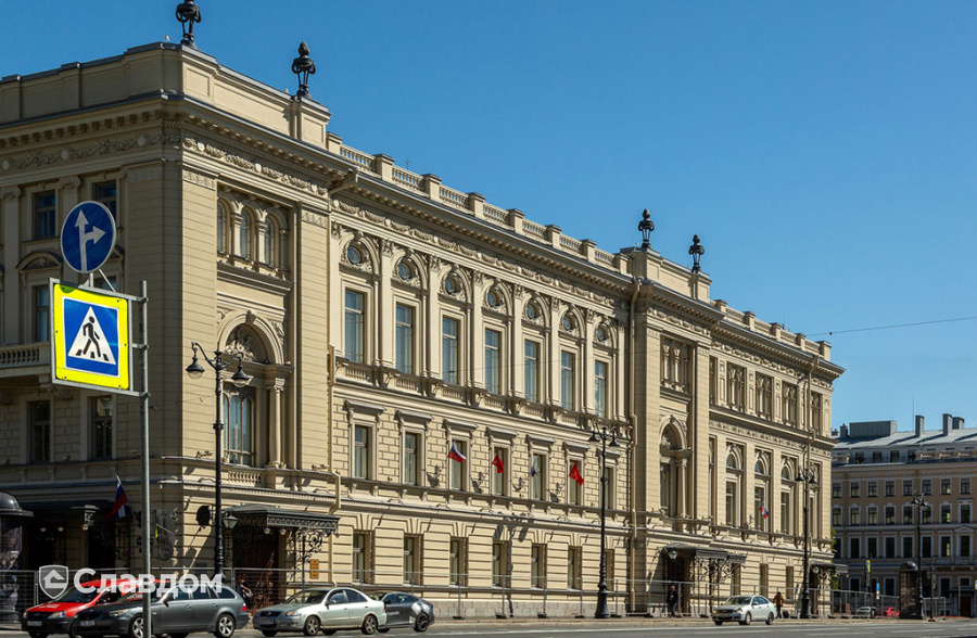 Консерватория им. Н.А. Римского-Корсакова на Театральной площади