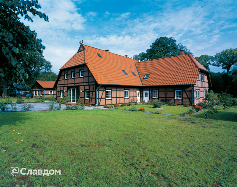 Частный дом. Крыша из черепицы Creaton Futura Natturot