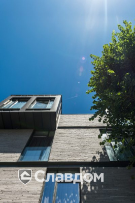 Отель в Бергене с облицовкой кирпичом Terca Polaris Wasserstrich Spezial Grijs