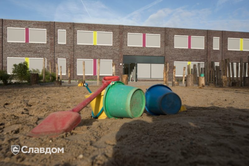 Школа de Kringloop с облицовкой кирпичом Terca Cumberland Falls