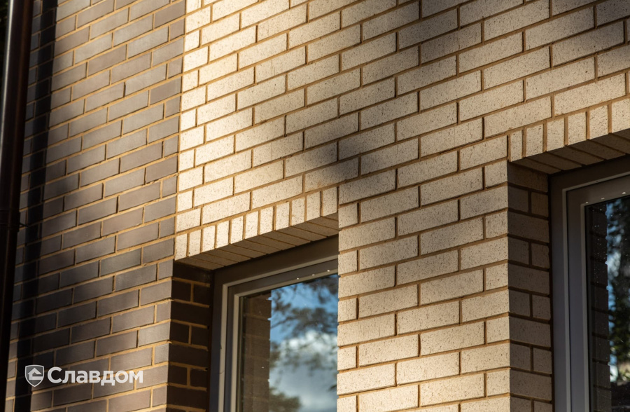 Частный дом в Ленинградской области с облицовкой кирпичом Terca 