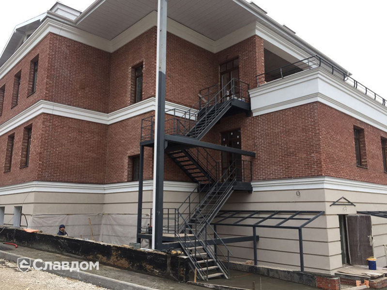 Дом с облицовкой из кирпича Донские зори Стародонской