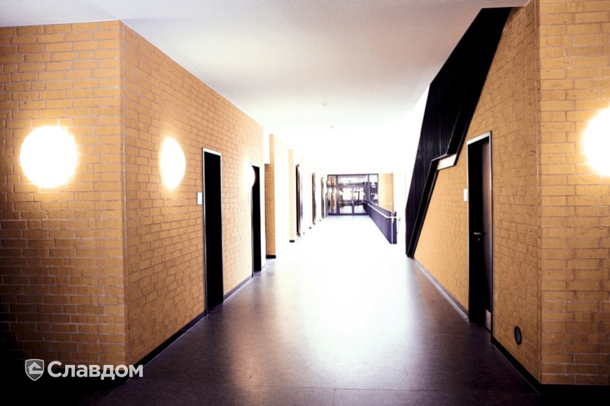 Интерьер офиса с облицовкой кирпичом Terca Funen