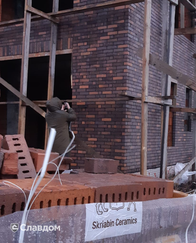 Частный дом, облицованный кирпичом Skriabin Ceramics 53