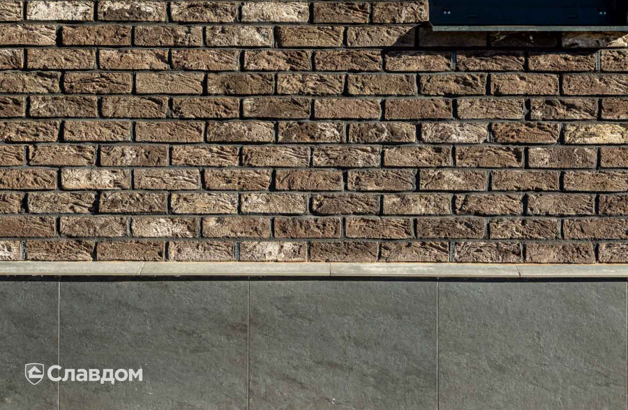 Частный дом с облицовкой из кирпича Тандем Данилово