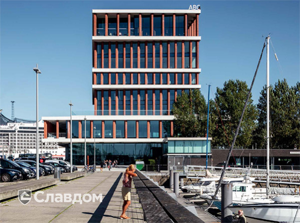 Круизный терминал ABC в Зебрюгге с облицовкой кирпичом Terca Metropolis Aula