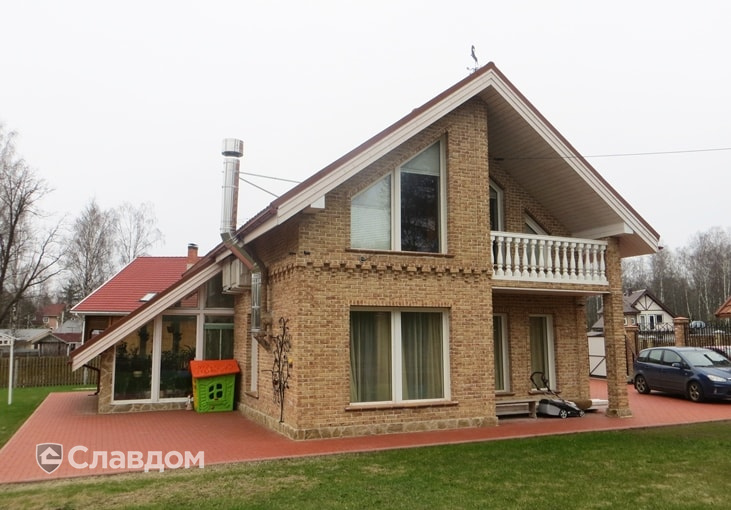 Частный дом с облицовкой Terca Orchidee Rose