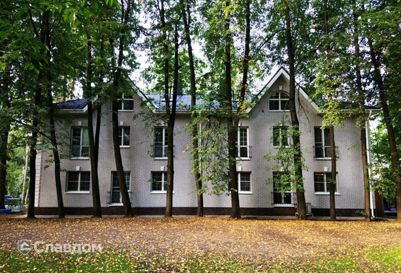Облицовка домов фасадной плиткой Westerwaelder Klinker Glazur WK53 Steingrau