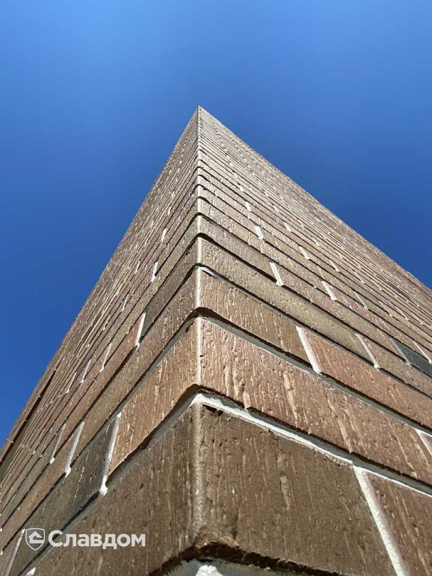 Дом с облицовкой из кирпича Славянский КЗ Верона-Кроста