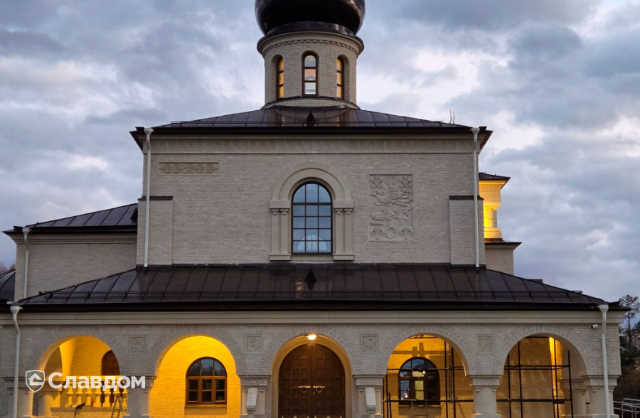 Храм Николая Чудотворца в городе Нерюнгри