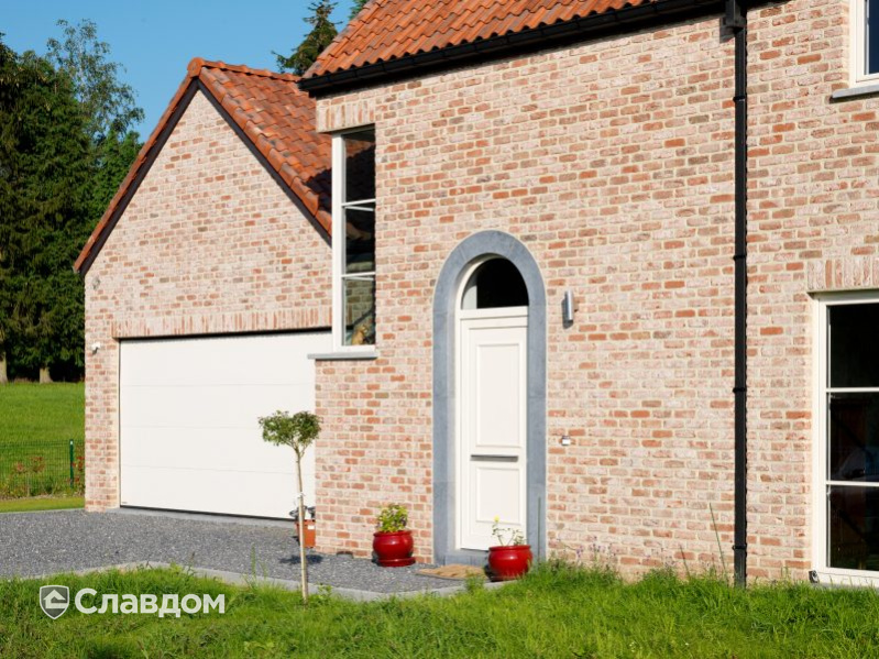 Частный дом в Корт-Сент-Этьен с облицовкой кирпичом Terca Belle Epoque de Namur