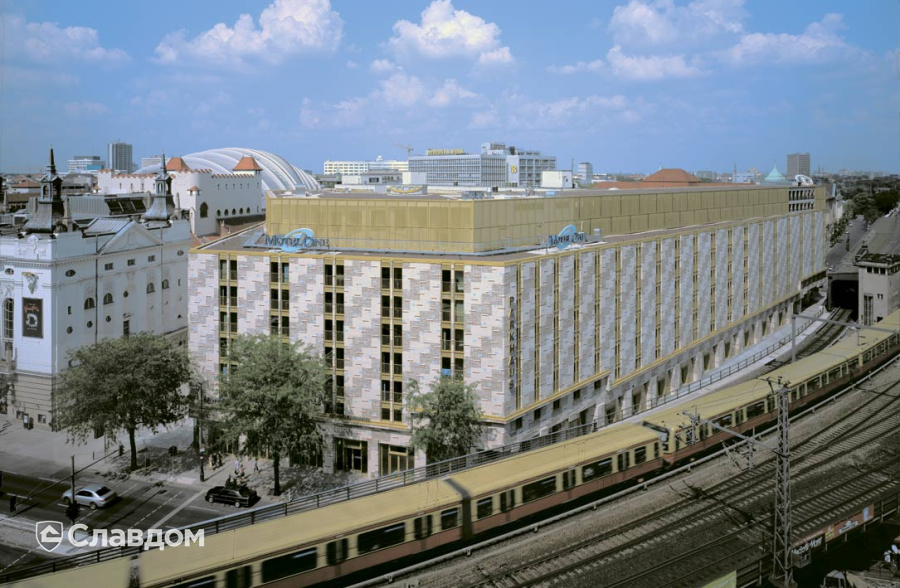 Отель Motel One с облицовкой кирпичом Roben Faro Grau nuanciert