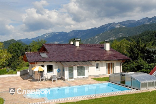 Коттедж с черепицей TONDACH Самба 70-вишневый глазурь