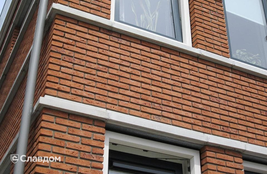 Таунхаус с облицовкой кирпичом Terca Sedum Exclusief