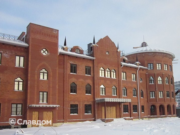 Многофункциональный расчетный центр с облицовкой кирпичом КС-Керамик 1НФ Красный гладкий