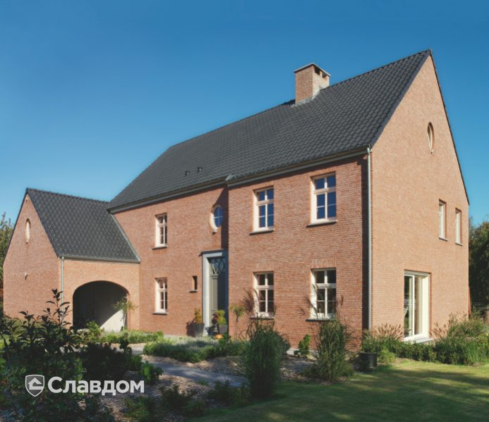 Двухэтажный дом с облицовкой кирпичом Terca Oud Malle