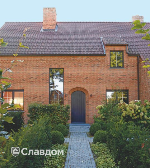 Двухэтажный коттедж с облицовкой кирпичом Terca Oud Ravels