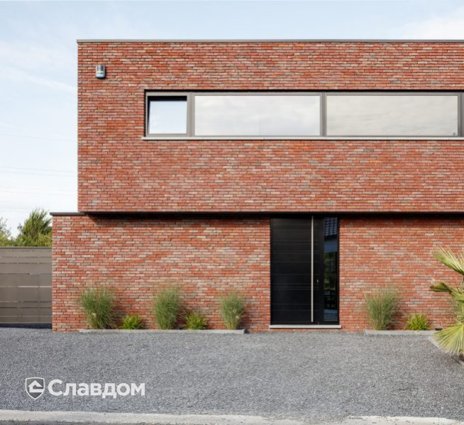 Частный дом в Сен-Гилене с облицовкой кирпичом Terca Paarsblauw