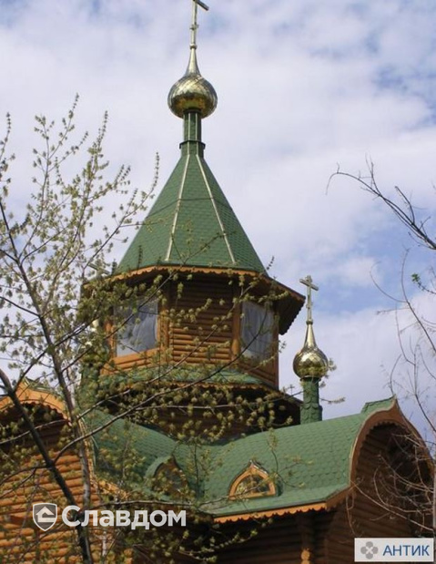 Церковь с применением мягкой кровли TEGOLA Антик Зеленый