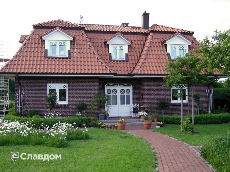 Коттедж с облицовкой кирпичом Terca HKS Rot