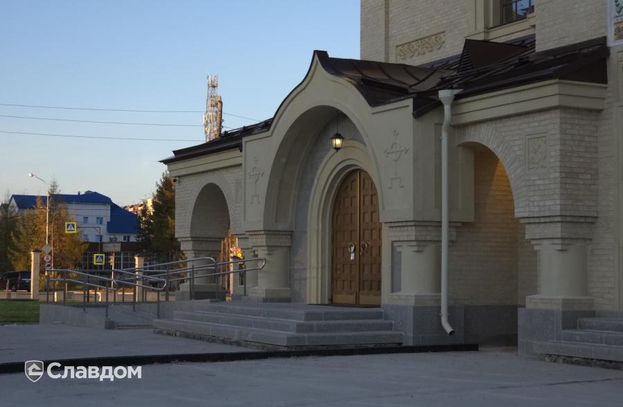 Храм Николая Чудотворца в городе Нерюнгри
