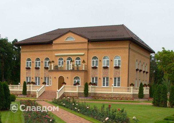 Ландшафт частной территории с применение брусчатки ABC Hersbtlaub-geflammt