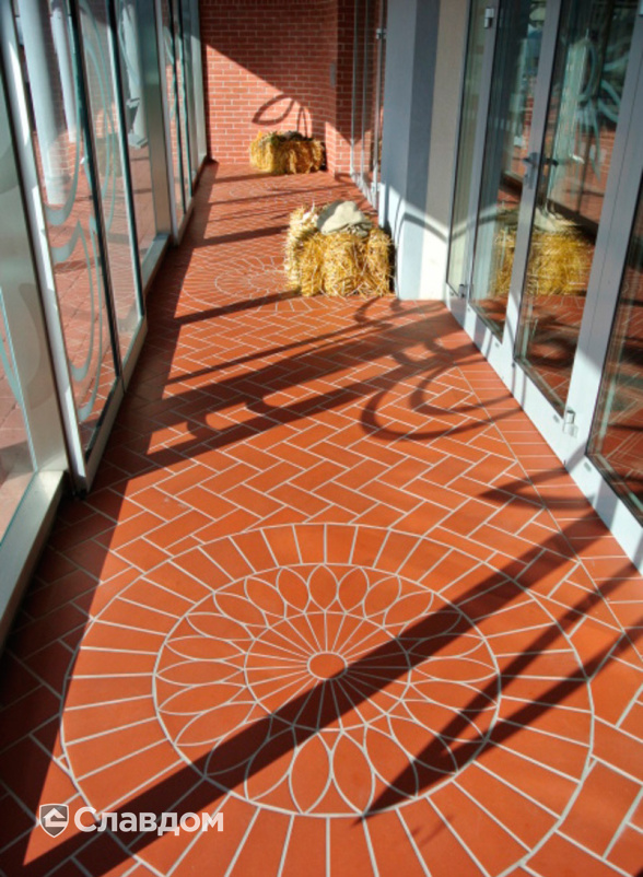 Балкон с плиткой Stroeher Euramic Classics 361 naturrot