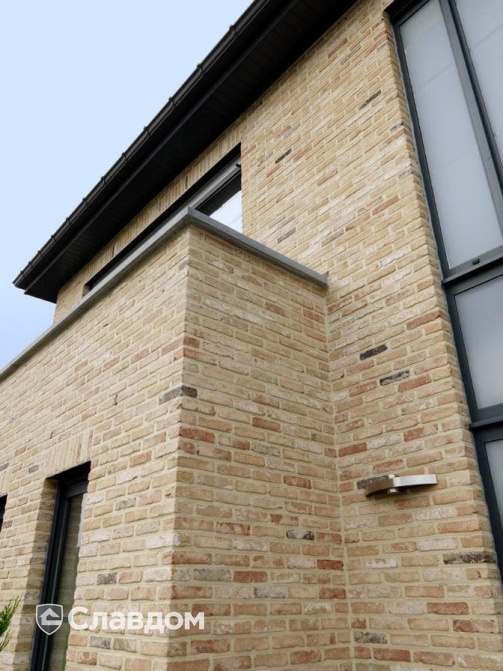 Двухэтажный дом с облицовкой кирпичом Terca Oud Beauvoorde