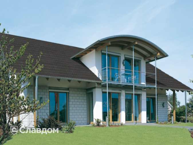 Частный дом с черепицей Braas Турмалин Кедр глазурь