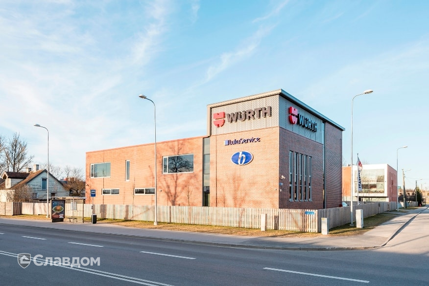 Офисное здание WURTH с облицовкой кирпичом Terca Red гладкий