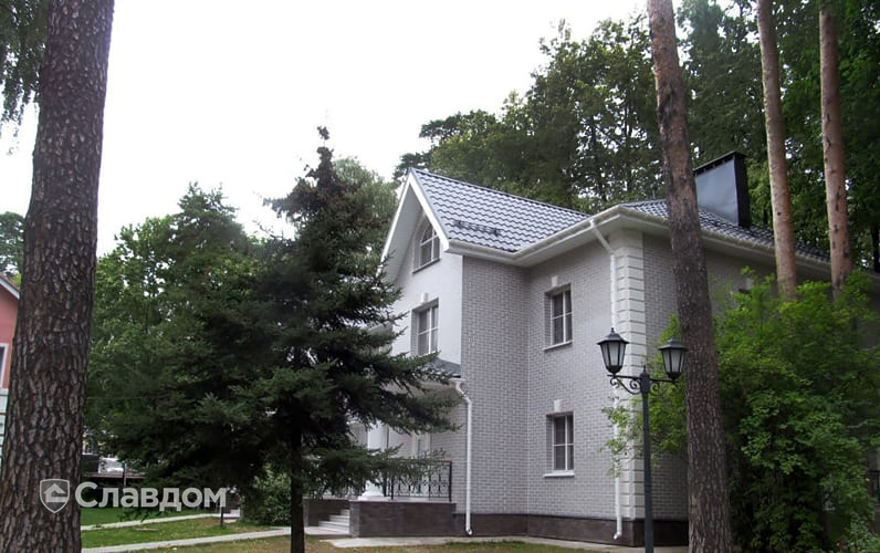 Облицовка домов фасадной плиткой Westerwaelder Klinker Glazur WK53 Steingrau