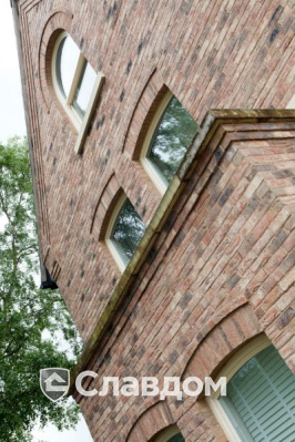 Частный дом с облицовкой кирпичом Terca Kempley Antique