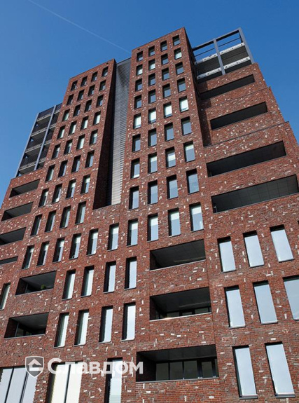 Многоэтажный жилой дом с облицовкой кирпичом Terca Heukelom