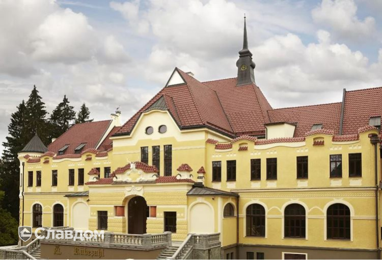 Дворец с черепицей TONDACH Романская 10-красный ангоб