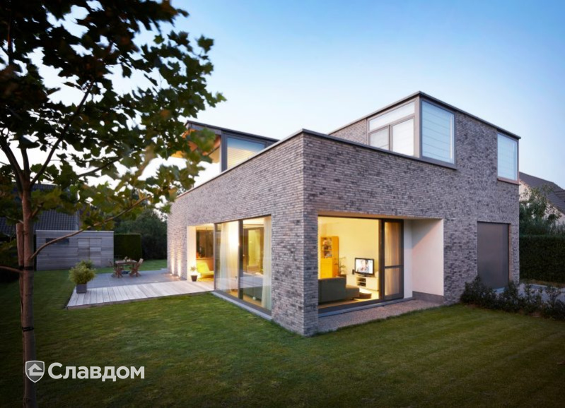 Частный дом в Синт-Адрисе с облицовкой кирпичом Terca Iluzo Grijs-zwart