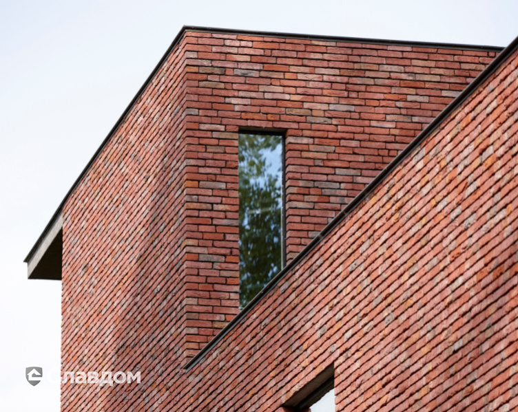 Частный дом в Герцеле с облицовкой кирпичом Terca Paarsblauw